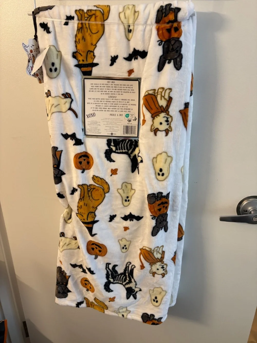 Pickle and Dot OVERSIZED HALLOWEEN DOGS IN COSTUME BLANKET
